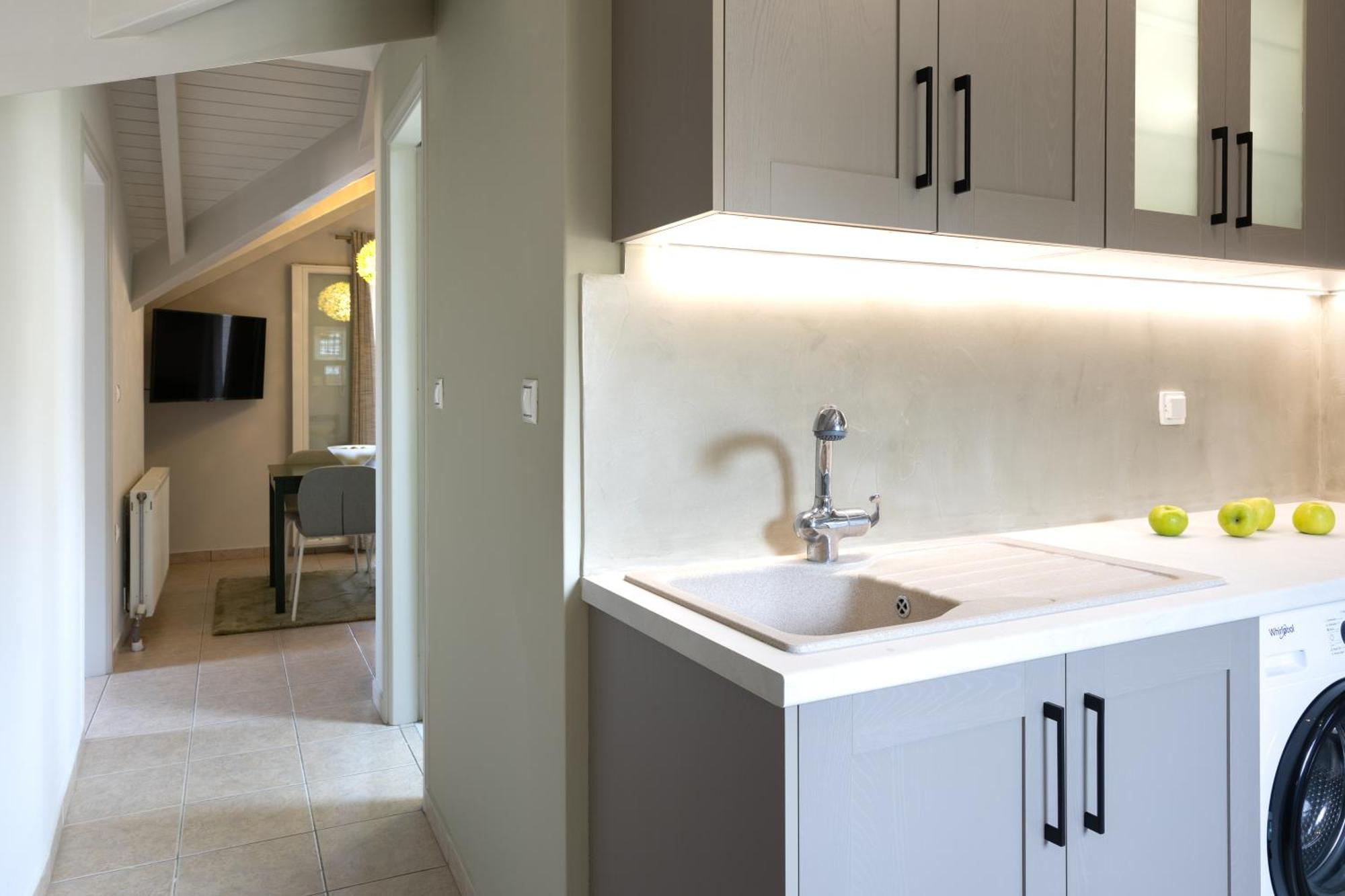 Domus City Apartment Argostoli  Eksteriør billede